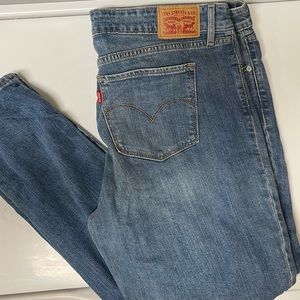 Levi’s 711 Skinny Fit Jeans Sz 33
